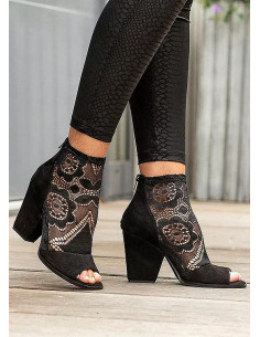 LASCANA Lace Wedge Heel Sandals 2