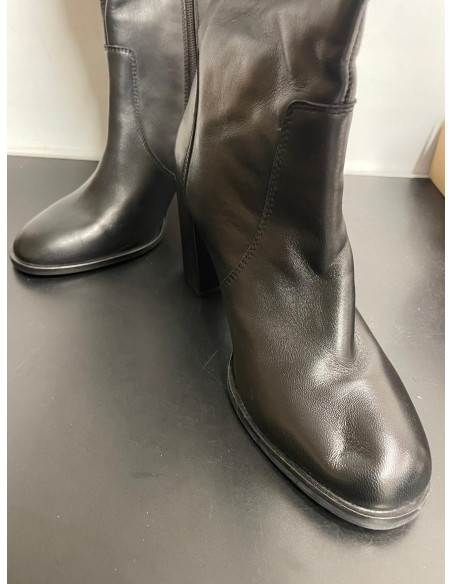 Freemans Block Heel Black Leather Long Boots