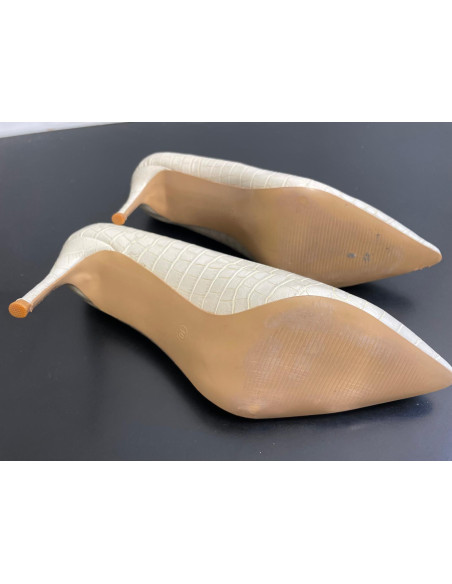 Freemans Nude Croc Court Shoes